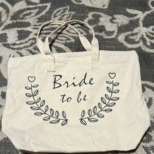 Bride to be tote bag. Excellent condition. Only used one weekend.